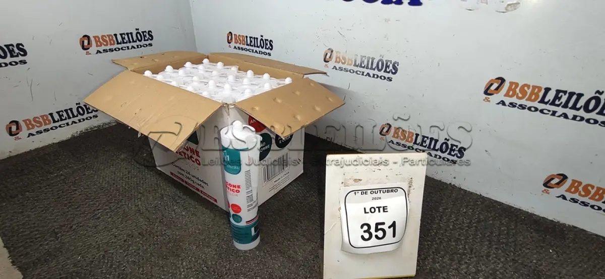 LOTE 351 - 12 UNIDADES DE SILICONE ACÉTICO INCOLOR DE 240G CADA MARCA MONUMENTAL. (NO ESTADO) ATENÇÃO! FAZER A VISITAÇÃO ANTES DE ARREMATAR, NÃO SABEMOS SE FUNCIONA, LEILÃO NÃO TEM GARANTIA E NEM DEVOLUÇÃO, SUJEITO A POSSÍVEIS AVARIAS VISÍVEIS/OCULTAS E/OU AUSÊNCIA DE COMPONENTES.