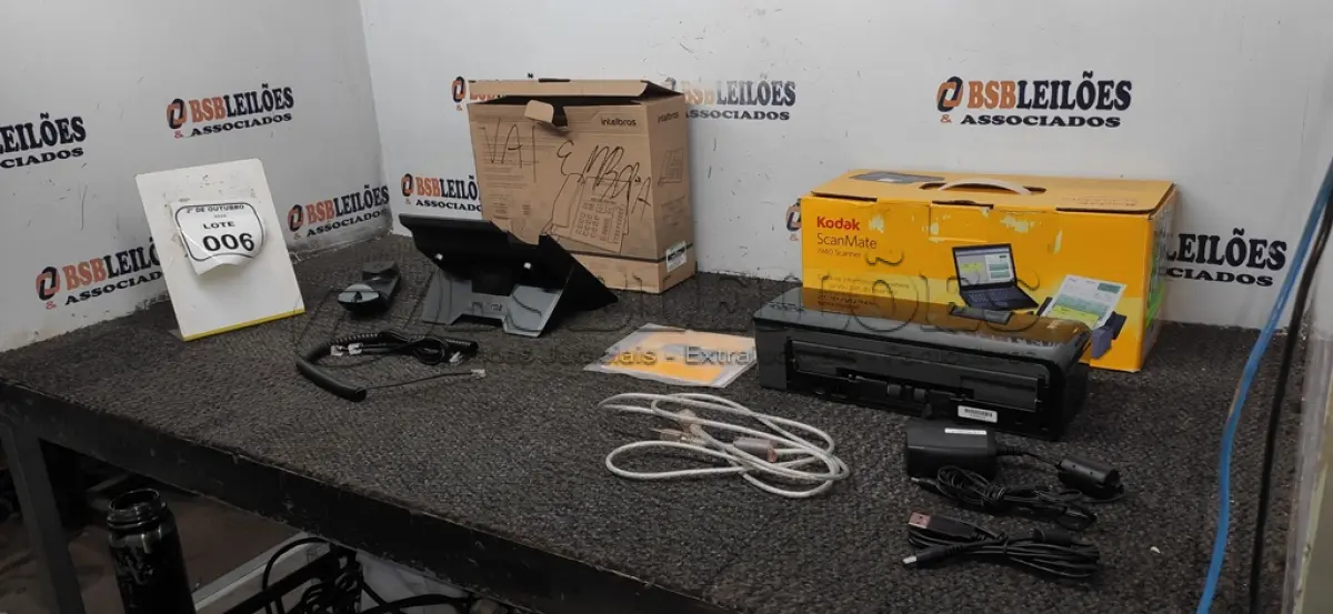LOTE 006 - 01 SCANNER MODELO I940 ARCA KODAK E 01 TERMINAL INTELIGENTE MODELO TI 5000 MARCA INTELBRAS. (NO ESTADO) ATENÇÃO! FAZER A VISITAÇÃO ANTES DE ARREMATAR, NÃO SABEMOS SE FUNCIONA, LEILÃO NÃO TEM GARANTIA E NEM DEVOLUÇÃO, SUJEITO A POSSÍVEIS AVARIAS VISÍVEIS/OCULTAS E/OU AUSÊNCIA DE COMPONENTES.