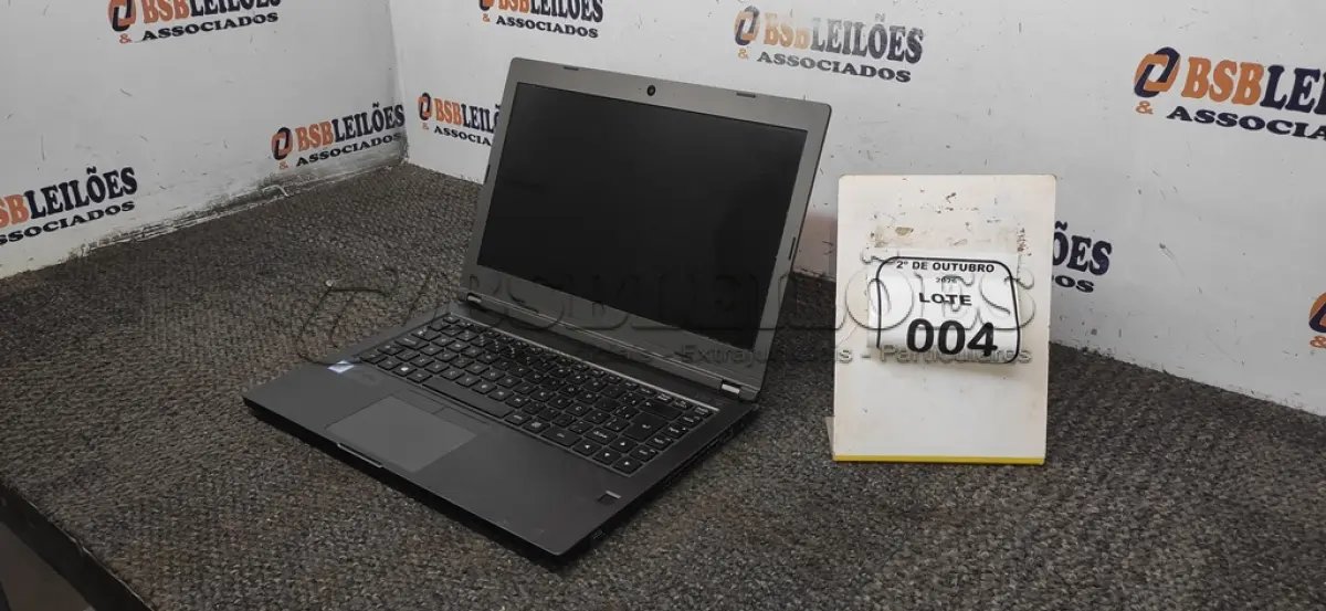 LOTE 004 - 01 NOTEBOOK MARCA POSITIVO SEM CARREGADOR. (NO ESTADO) ATENÇÃO! FAZER A VISITAÇÃO ANTES DE ARREMATAR, NÃO SABEMOS SE FUNCIONA, LEILÃO NÃO TEM GARANTIA E NEM DEVOLUÇÃO, SUJEITO A POSSÍVEIS AVARIAS VISÍVEIS/OCULTAS E/OU AUSÊNCIA DE COMPONENTES.