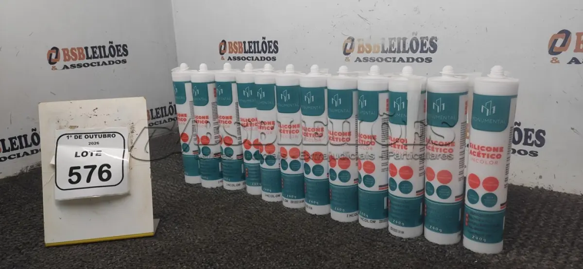 LOTE 576 - 12 UNIDADES DE FIXA CUBA CINZA 400G CADA MARCA MONUMENTAL. (NO ESTADO) ATENÇÃO! FAZER A VISITAÇÃO ANTES DE ARREMATAR, NÃO SABEMOS SE FUNCIONA, LEILÃO NÃO TEM GARANTIA E NEM DEVOLUÇÃO, SUJEITO A POSSÍVEIS AVARIAS VISÍVEIS/OCULTAS E/OU AUSÊNCIA DE COMPONENTES.