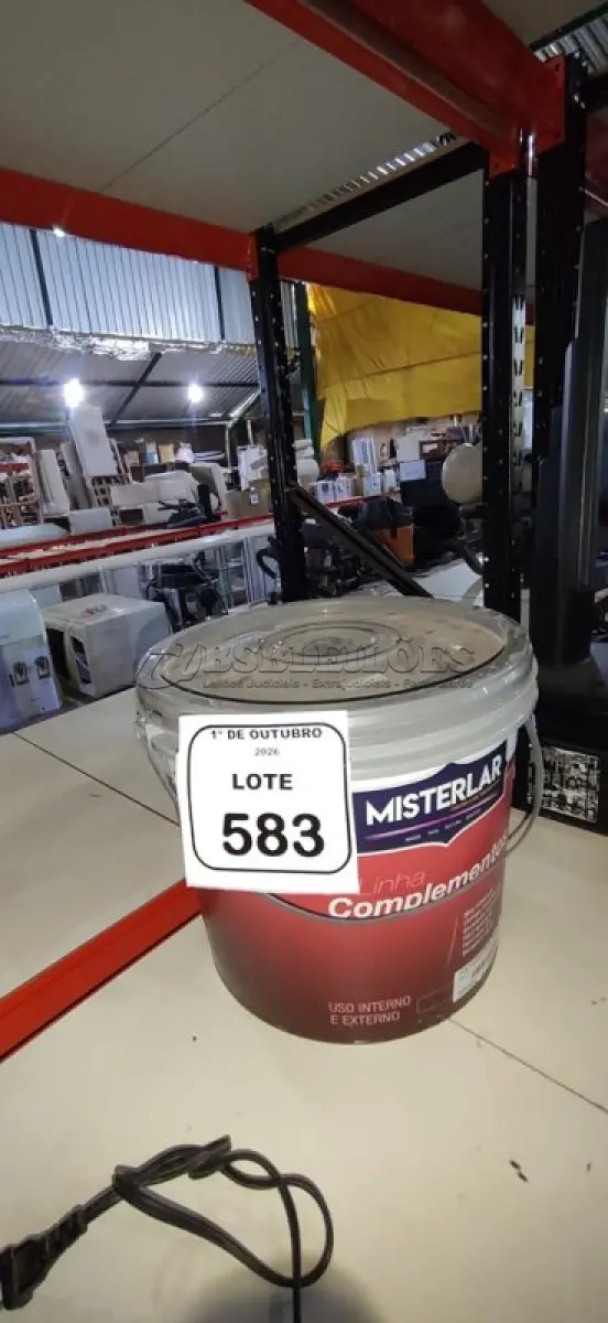 LOTE 583 - 01 BALDE DE TINTA PVA NA COR BRANCA DE 14L MARCA MISTERLAR. (NO ESTADO) ATENÇÃO! FAZER A VISITAÇÃO ANTES DE ARREMATAR, NÃO SABEMOS SE FUNCIONA, LEILÃO NÃO TEM GARANTIA E NEM DEVOLUÇÃO, SUJEITO A POSSÍVEIS AVARIAS VISÍVEIS/OCULTAS E/OU AUSÊNCIA DE COMPONENTES.