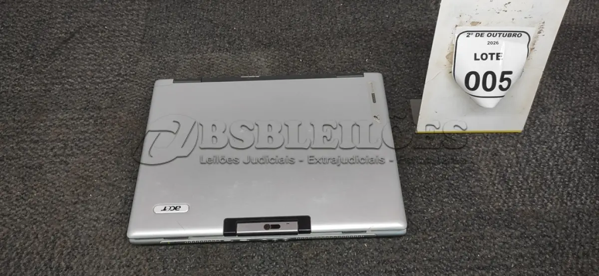 LOTE 005 - 01 NOTEBOOK MARCA ACER SEM CARREGADOR. (NO ESTADO) ATENÇÃO! FAZER A VISITAÇÃO ANTES DE ARREMATAR, NÃO SABEMOS SE FUNCIONA, LEILÃO NÃO TEM GARANTIA E NEM DEVOLUÇÃO, SUJEITO A POSSÍVEIS AVARIAS VISÍVEIS/OCULTAS E/OU AUSÊNCIA DE COMPONENTES.