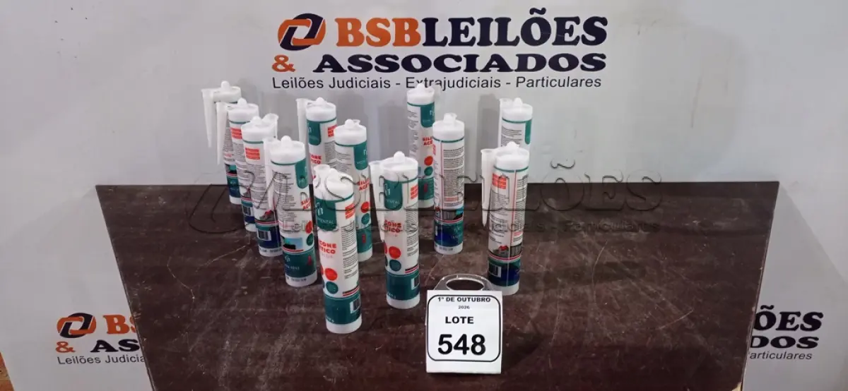 LOTE 548 - 12 UNIDADES DE SILICONE ACÉTICO INCOLOR DE 240G CADA MARCA MONUMENTAL. (NO ESTADO) ATENÇÃO! FAZER A VISITAÇÃO ANTES DE ARREMATAR, NÃO SABEMOS SE FUNCIONA, LEILÃO NÃO TEM GARANTIA E NEM DEVOLUÇÃO, SUJEITO A POSSÍVEIS AVARIAS VISÍVEIS/OCULTAS E/OU AUSÊNCIA DE COMPONENTES.