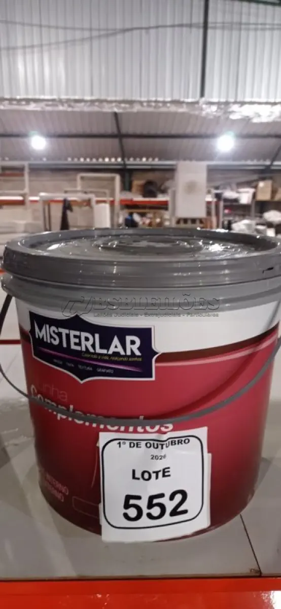 LOTE 552 - 01 BALDE DE TINTA PVA NA COR BRANCA DE 14L MARCA MISTERLAR. (NO ESTADO) ATENÇÃO! FAZER A VISITAÇÃO ANTES DE ARREMATAR, NÃO SABEMOS SE FUNCIONA, LEILÃO NÃO TEM GARANTIA E NEM DEVOLUÇÃO, SUJEITO A POSSÍVEIS AVARIAS VISÍVEIS/OCULTAS E/OU AUSÊNCIA DE COMPONENTES.