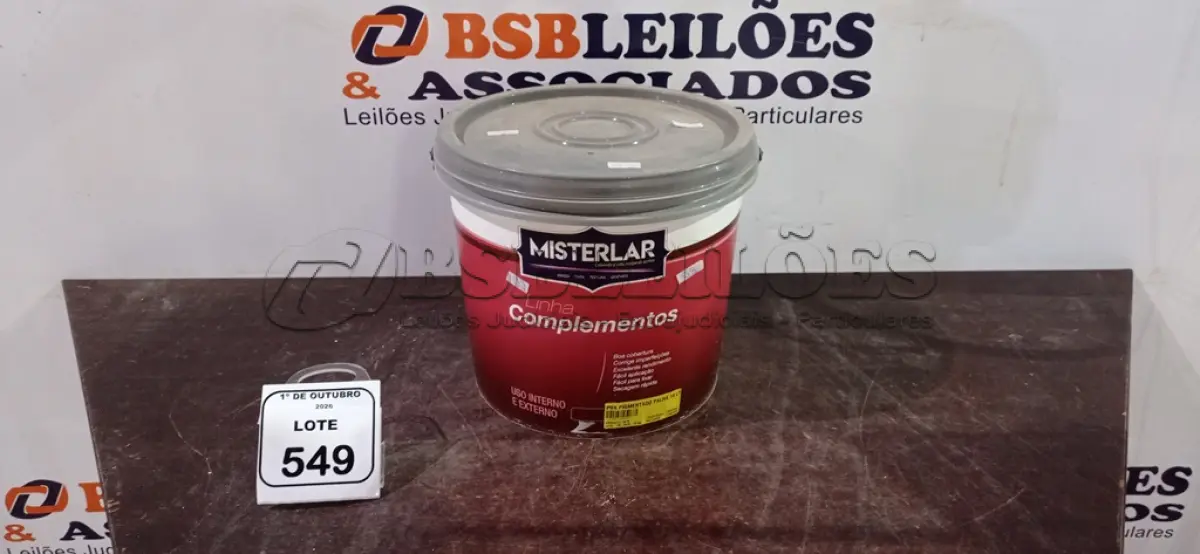 LOTE 549 - 01 BALDE DE TINTA PVA NA COR PALHA DE 14L MARCA MISTERLAR. (NO ESTADO) ATENÇÃO! FAZER A VISITAÇÃO ANTES DE ARREMATAR, NÃO SABEMOS SE FUNCIONA, LEILÃO NÃO TEM GARANTIA E NEM DEVOLUÇÃO, SUJEITO A POSSÍVEIS AVARIAS VISÍVEIS/OCULTAS E/OU AUSÊNCIA DE COMPONENTES.