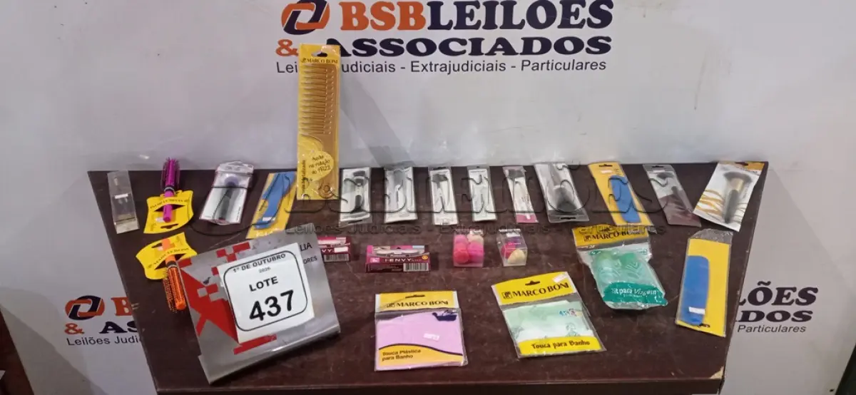 LOTE 437 - 01 LOTE COM UTENSÍLIOS DE HIGIENE E CUIDADOS PESSOAIS DIVERSOS. (NO ESTADO) ATENÇÃO! FAZER A VISITAÇÃO ANTES DE ARREMATAR, NÃO SABEMOS SE FUNCIONA, LEILÃO NÃO TEM GARANTIA E NEM DEVOLUÇÃO, SUJEITO A POSSÍVEIS AVARIAS VISÍVEIS/OCULTAS E/OU AUSÊNCIA DE COMPONENTES.
