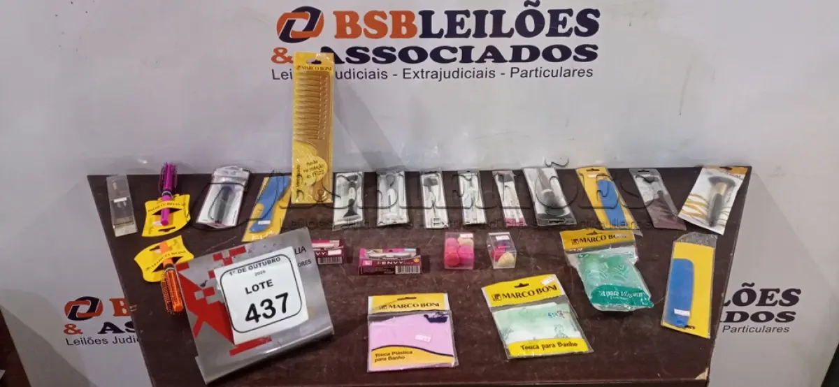 LOTE 437 - 01 LOTE COM UTENSÍLIOS DE HIGIENE E CUIDADOS PESSOAIS DIVERSOS. (NO ESTADO) ATENÇÃO! FAZER A VISITAÇÃO ANTES DE ARREMATAR, NÃO SABEMOS SE FUNCIONA, LEILÃO NÃO TEM GARANTIA E NEM DEVOLUÇÃO, SUJEITO A POSSÍVEIS AVARIAS VISÍVEIS/OCULTAS E/OU AUSÊNCIA DE COMPONENTES.