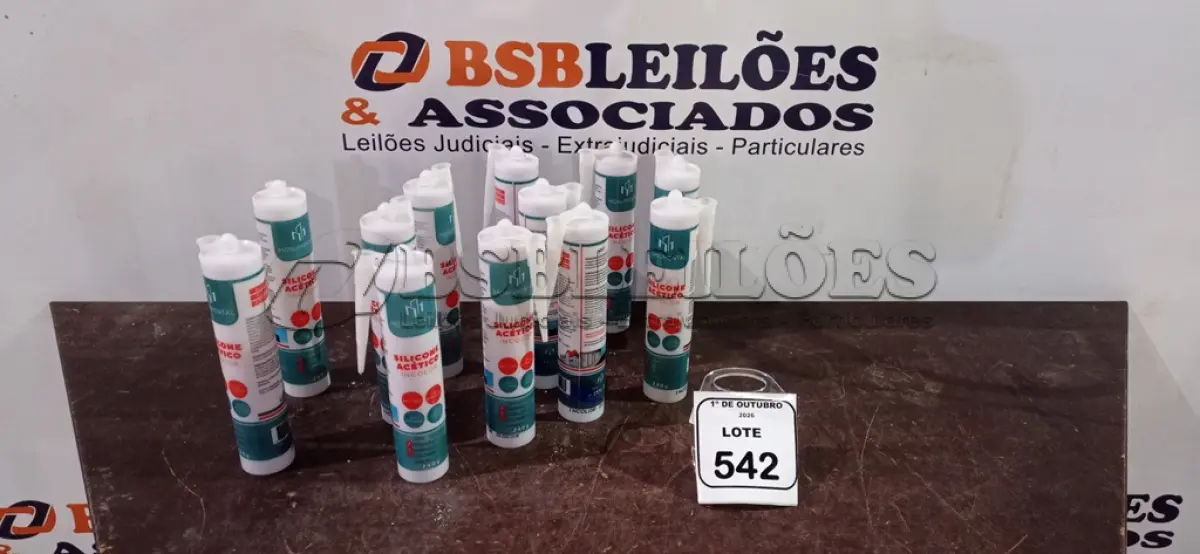 LOTE 542 - 12 UNIDADES DE SILICONE ACÉTICO INCOLOR DE 240G CADA MARCA MONUMENTAL. (NO ESTADO) ATENÇÃO! FAZER A VISITAÇÃO ANTES DE ARREMATAR, NÃO SABEMOS SE FUNCIONA, LEILÃO NÃO TEM GARANTIA E NEM DEVOLUÇÃO, SUJEITO A POSSÍVEIS AVARIAS VISÍVEIS/OCULTAS E/OU AUSÊNCIA DE COMPONENTES.