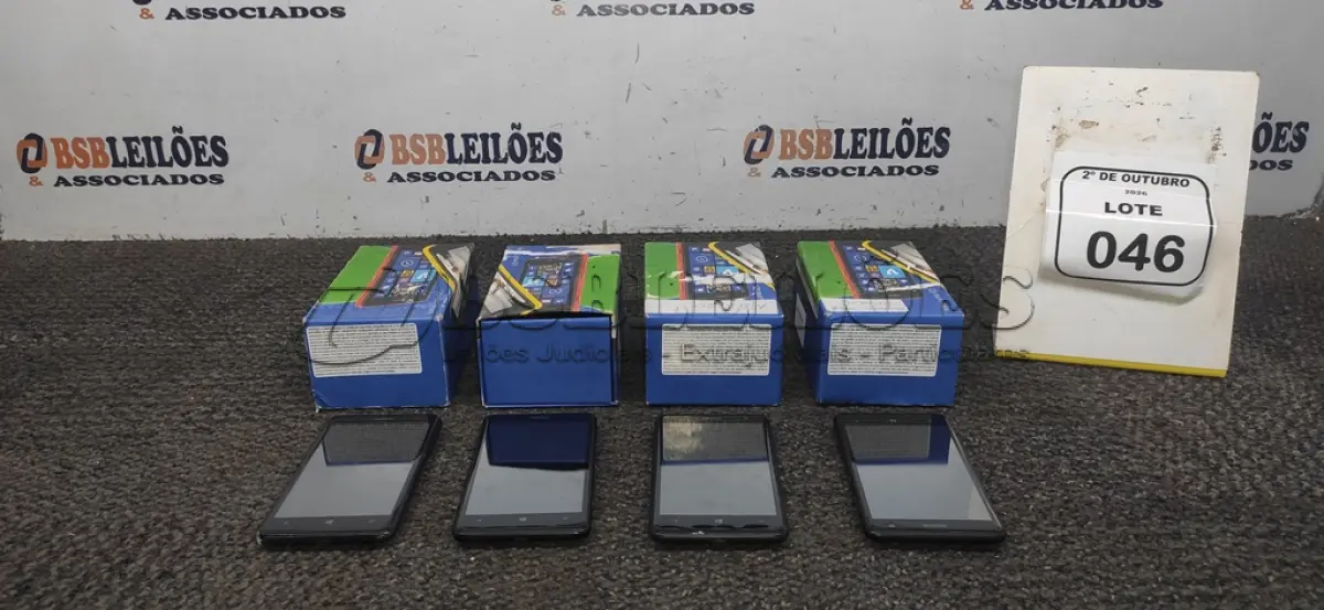LOTE 046 - 04 CELULARES MODELO LUMIA 625 MARCA NOKIA. (NO ESTADO) ATENÇÃO! FAZER A VISITAÇÃO ANTES DE ARREMATAR, NÃO SABEMOS SE FUNCIONA, LEILÃO NÃO TEM GARANTIA E NEM DEVOLUÇÃO, SUJEITO A POSSÍVEIS AVARIAS VISÍVEIS/OCULTAS E/OU AUSÊNCIA DE COMPONENTES.