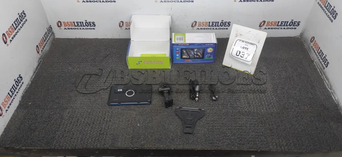 LOTE 037 - 02 GPS MARCA FOSTON. (NO ESTADO) ATENÇÃO! FAZER A VISITAÇÃO ANTES DE ARREMATAR, NÃO SABEMOS SE FUNCIONA, LEILÃO NÃO TEM GARANTIA E NEM DEVOLUÇÃO, SUJEITO A POSSÍVEIS AVARIAS VISÍVEIS/OCULTAS E/OU AUSÊNCIA DE COMPONENTES.