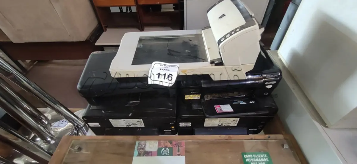 LOTE 116 - 01 SCANNER MARCA FUJITSU E 04 IMPRESSORAS DE MODELOS DIVERSOS MARCA HP. (NO ESTADO) ATENÇÃO! FAZER A VISITAÇÃO ANTES DE ARREMATAR, NÃO SABEMOS SE FUNCIONA, LEILÃO NÃO TEM GARANTIA E NEM DEVOLUÇÃO, SUJEITO A POSSÍVEIS AVARIAS VISÍVEIS/OCULTAS E/OU AUSÊNCIA DE COMPONENTES.