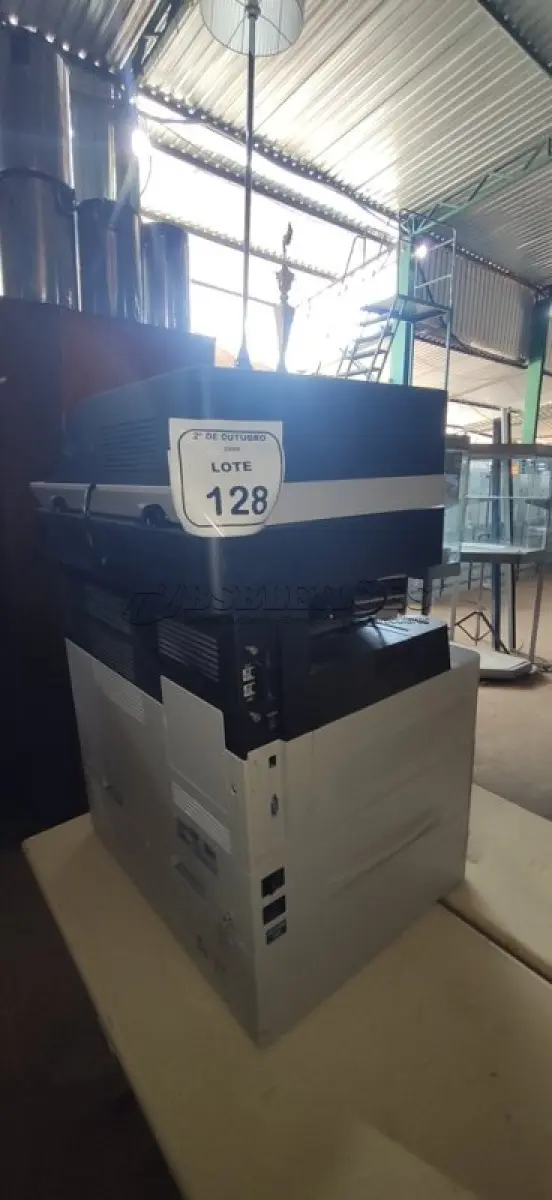 LOTE 128 - 01 IMPRESSORA MULTIFUNCIONAL MODELO MULTI XPRESS M5360RX MARCA SAMSUNG. (NO ESTADO) ATENÇÃO! FAZER A VISITAÇÃO ANTES DE ARREMATAR, NÃO SABEMOS SE FUNCIONA, LEILÃO NÃO TEM GARANTIA E NEM DEVOLUÇÃO, SUJEITO A POSSÍVEIS AVARIAS VISÍVEIS/OCULTAS E/OU AUSÊNCIA DE COMPONENTES.