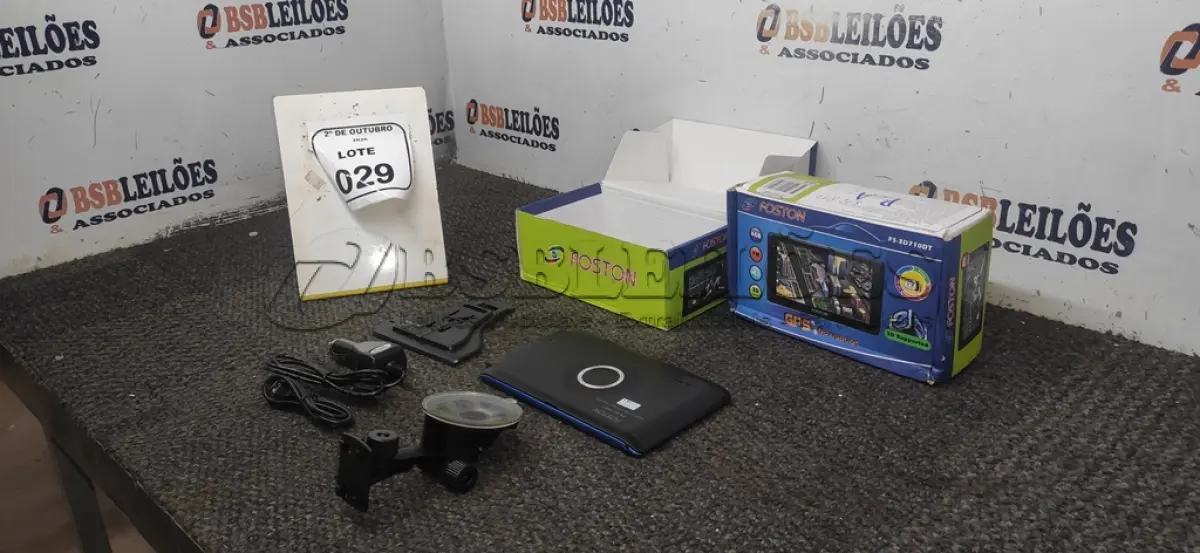 LOTE 029 - 02 GPS MARCA FOSTON. (NO ESTADO) ATENÇÃO! FAZER A VISITAÇÃO ANTES DE ARREMATAR, NÃO SABEMOS SE FUNCIONA, LEILÃO NÃO TEM GARANTIA E NEM DEVOLUÇÃO, SUJEITO A POSSÍVEIS AVARIAS VISÍVEIS/OCULTAS E/OU AUSÊNCIA DE COMPONENTES.