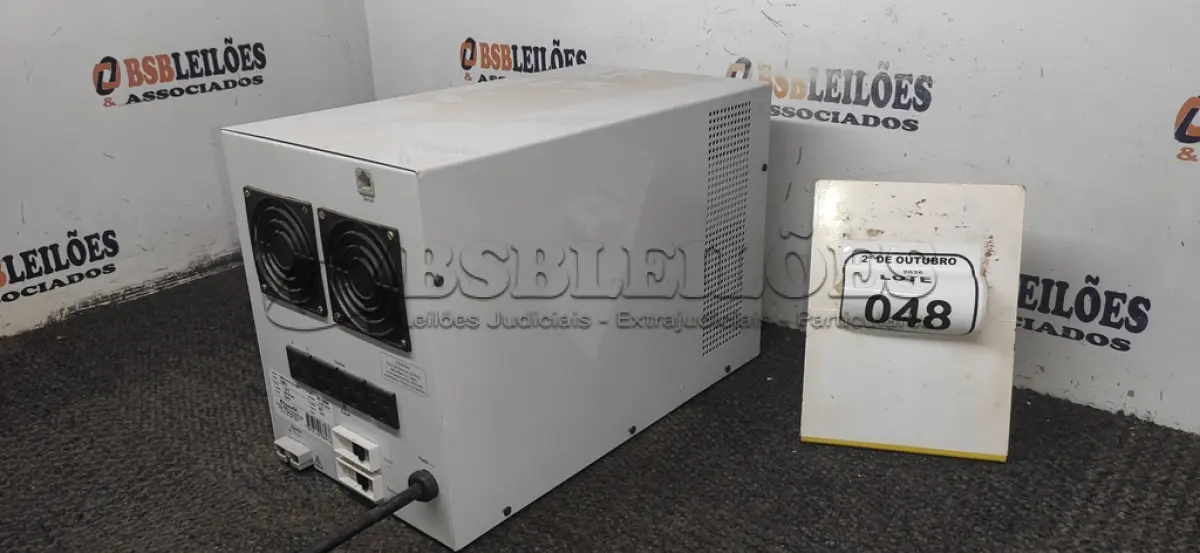 LOTE 048 - 01 NOBREAK 2.0KVA MARCA CORPORATE RT. (NO ESTADO) ATENÇÃO! FAZER A VISITAÇÃO ANTES DE ARREMATAR, NÃO SABEMOS SE FUNCIONA, LEILÃO NÃO TEM GARANTIA E NEM DEVOLUÇÃO, SUJEITO A POSSÍVEIS AVARIAS VISÍVEIS/OCULTAS E/OU AUSÊNCIA DE COMPONENTES.