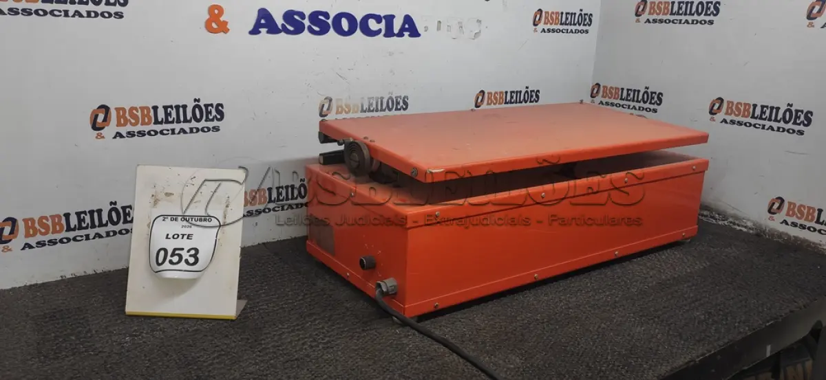 LOTE 053 - 01 SELADORA TÉRMICA MARCA MSE. (NO ESTADO) ATENÇÃO! FAZER A VISITAÇÃO ANTES DE ARREMATAR, NÃO SABEMOS SE FUNCIONA, LEILÃO NÃO TEM GARANTIA E NEM DEVOLUÇÃO, SUJEITO A POSSÍVEIS AVARIAS VISÍVEIS/OCULTAS E/OU AUSÊNCIA DE COMPONENTES.