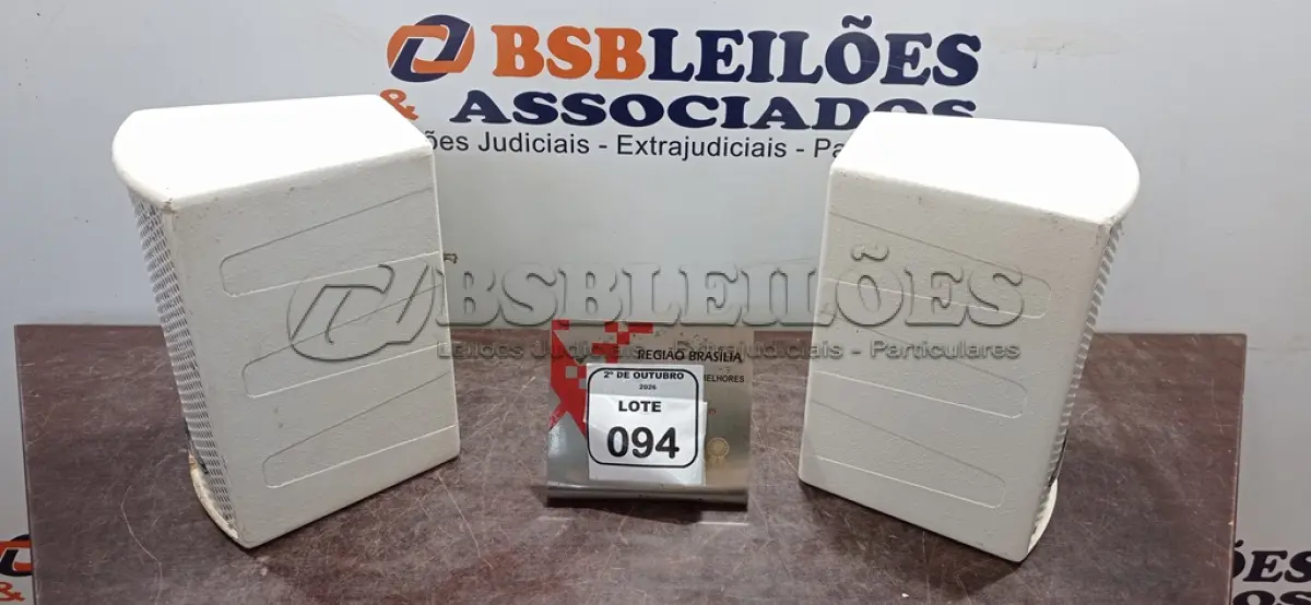 LOTE 094 - 02 CAIXAS DE SOM AMBIENTE PASSIVA MODELO OS 300 MARCA FRAHM. (NO ESTADO) ATENÇÃO! FAZER A VISITAÇÃO ANTES DE ARREMATAR, NÃO SABEMOS SE FUNCIONA, LEILÃO NÃO TEM GARANTIA E NEM DEVOLUÇÃO, SUJEITO A POSSÍVEIS AVARIAS VISÍVEIS/OCULTAS E/OU AUSÊNCIA DE COMPONENTES.