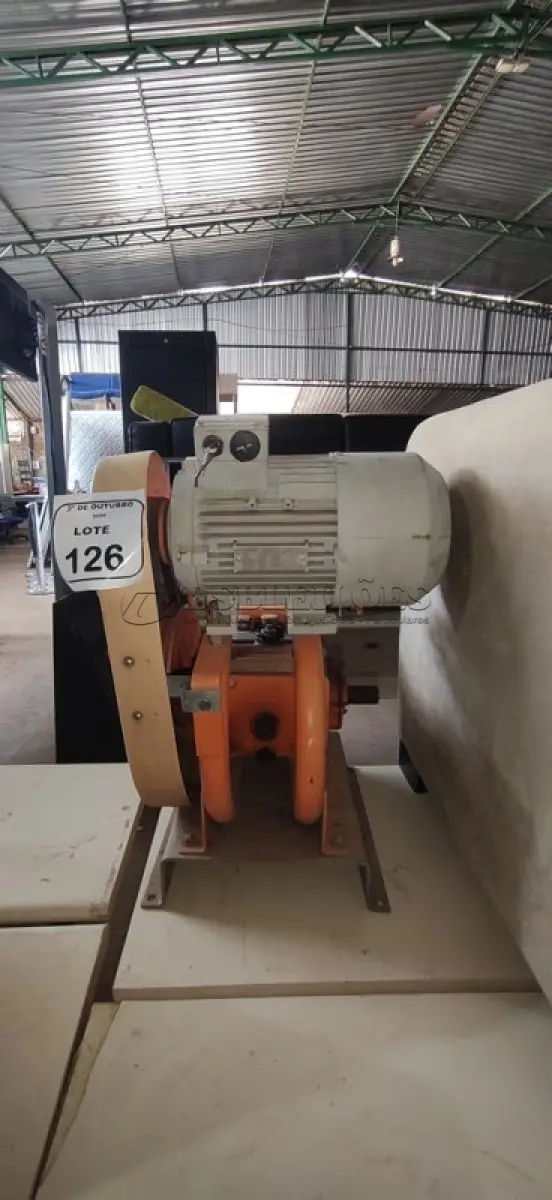 LOTE 126 - 01 LAVADORA DE ALTA PRESSÃO INDUSTRIAL MODELO LAV 400 MARCA JACTO CLEAN INCOMPLETA. (NO ESTADO) ATENÇÃO! FAZER A VISITAÇÃO ANTES DE ARREMATAR, NÃO SABEMOS SE FUNCIONA, LEILÃO NÃO TEM GARANTIA E NEM DEVOLUÇÃO, SUJEITO A POSSÍVEIS AVARIAS VISÍVEIS/OCULTAS E/OU AUSÊNCIA DE COMPONENTES.