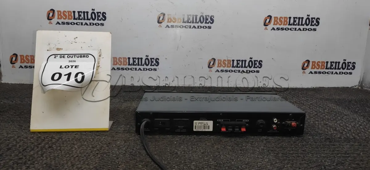 LOTE 010 - 01 AMPLIFICADOR DE SOM AMBIENTE MODELO OM-2000EC MARCA ONEAL. (NO ESTADO) ATENÇÃO! FAZER A VISITAÇÃO ANTES DE ARREMATAR, NÃO SABEMOS SE FUNCIONA, LEILÃO NÃO TEM GARANTIA E NEM DEVOLUÇÃO, SUJEITO A POSSÍVEIS AVARIAS VISÍVEIS/OCULTAS E/OU AUSÊNCIA DE COMPONENTES.