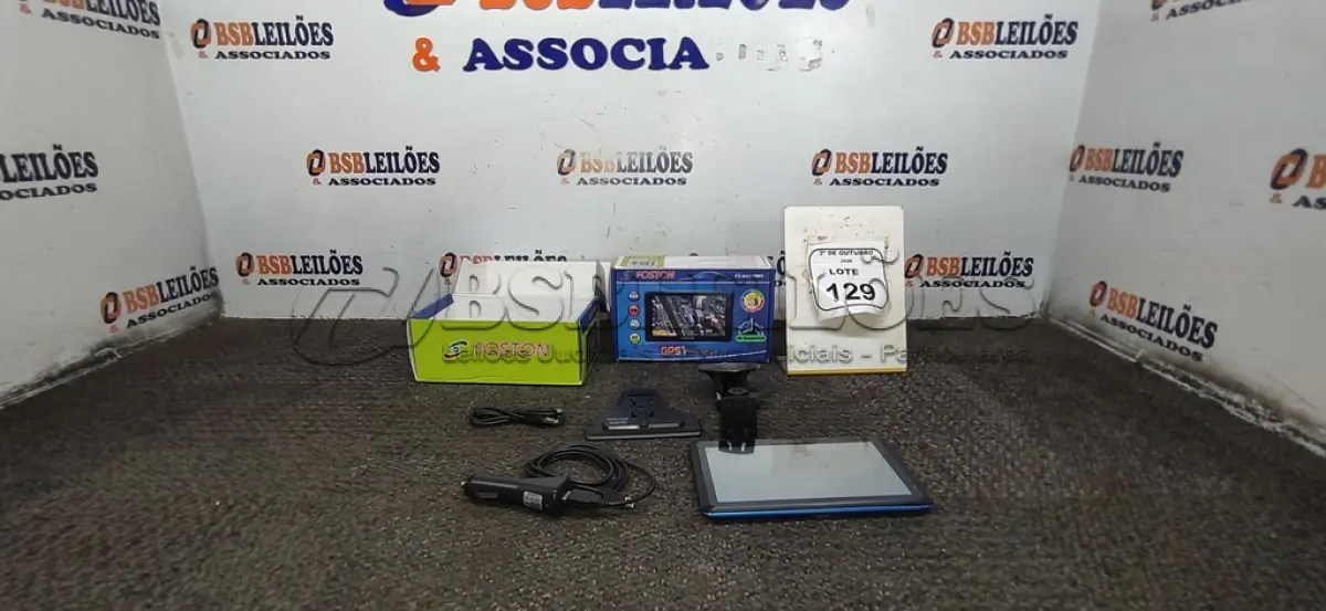 LOTE 129 - 02 GPS MARCA FOSTON. (NO ESTADO) ATENÇÃO! FAZER A VISITAÇÃO ANTES DE ARREMATAR, NÃO SABEMOS SE FUNCIONA, LEILÃO NÃO TEM GARANTIA E NEM DEVOLUÇÃO, SUJEITO A POSSÍVEIS AVARIAS VISÍVEIS/OCULTAS E/OU AUSÊNCIA DE COMPONENTES.