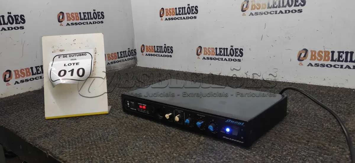 LOTE 010 - 01 AMPLIFICADOR DE SOM AMBIENTE MODELO OM-2000EC MARCA ONEAL. (NO ESTADO) ATENÇÃO! FAZER A VISITAÇÃO ANTES DE ARREMATAR, NÃO SABEMOS SE FUNCIONA, LEILÃO NÃO TEM GARANTIA E NEM DEVOLUÇÃO, SUJEITO A POSSÍVEIS AVARIAS VISÍVEIS/OCULTAS E/OU AUSÊNCIA DE COMPONENTES.