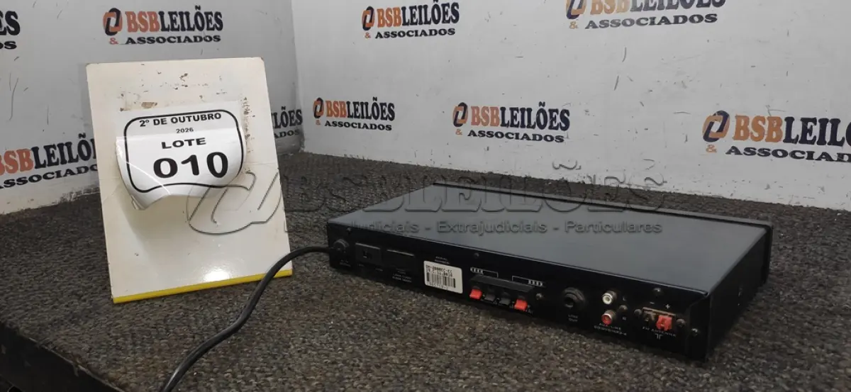LOTE 010 - 01 AMPLIFICADOR DE SOM AMBIENTE MODELO OM-2000EC MARCA ONEAL. (NO ESTADO) ATENÇÃO! FAZER A VISITAÇÃO ANTES DE ARREMATAR, NÃO SABEMOS SE FUNCIONA, LEILÃO NÃO TEM GARANTIA E NEM DEVOLUÇÃO, SUJEITO A POSSÍVEIS AVARIAS VISÍVEIS/OCULTAS E/OU AUSÊNCIA DE COMPONENTES.