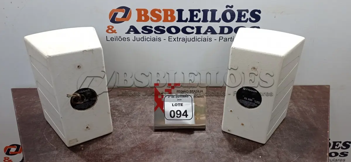 LOTE 094 - 02 CAIXAS DE SOM AMBIENTE PASSIVA MODELO OS 300 MARCA FRAHM. (NO ESTADO) ATENÇÃO! FAZER A VISITAÇÃO ANTES DE ARREMATAR, NÃO SABEMOS SE FUNCIONA, LEILÃO NÃO TEM GARANTIA E NEM DEVOLUÇÃO, SUJEITO A POSSÍVEIS AVARIAS VISÍVEIS/OCULTAS E/OU AUSÊNCIA DE COMPONENTES.