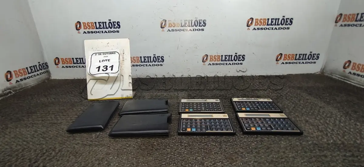 LOTE 131 - 04 CALCULADORAS FINANCEIRAS MODELO 12C GOLD MARCA HP. (NO ESTADO) ATENÇÃO! FAZER A VISITAÇÃO ANTES DE ARREMATAR, NÃO SABEMOS SE FUNCIONA, LEILÃO NÃO TEM GARANTIA E NEM DEVOLUÇÃO, SUJEITO A POSSÍVEIS AVARIAS VISÍVEIS/OCULTAS E/OU AUSÊNCIA DE COMPONENTES.