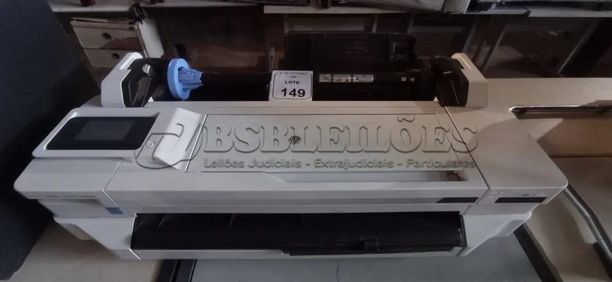 LOTE 149 - 01 IMPRESSORA PLOTTER MODELO DESIGNJET T530 MARCA HP. (NO ESTADO) ATENÇÃO! FAZER A VISITAÇÃO ANTES DE ARREMATAR, NÃO SABEMOS SE FUNCIONA, LEILÃO NÃO TEM GARANTIA E NEM DEVOLUÇÃO, SUJEITO A POSSÍVEIS AVARIAS VISÍVEIS/OCULTAS E/OU AUSÊNCIA DE COMPONENTES.
