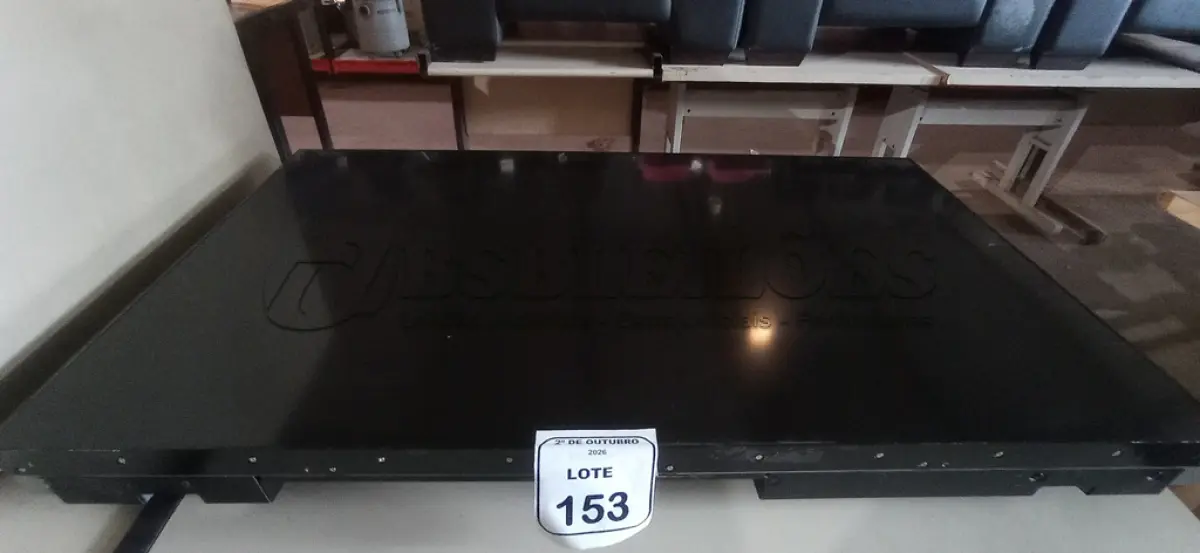 LOTE 153 - 01 MONITOR PROFISSIONAL PARA VÍDEO WALL MODELO 47WV30BS-B MARCA LG. (NO ESTADO) ATENÇÃO! FAZER A VISITAÇÃO ANTES DE ARREMATAR, NÃO SABEMOS SE FUNCIONA, LEILÃO NÃO TEM GARANTIA E NEM DEVOLUÇÃO, SUJEITO A POSSÍVEIS AVARIAS VISÍVEIS/OCULTAS E/OU AUSÊNCIA DE COMPONENTES.
