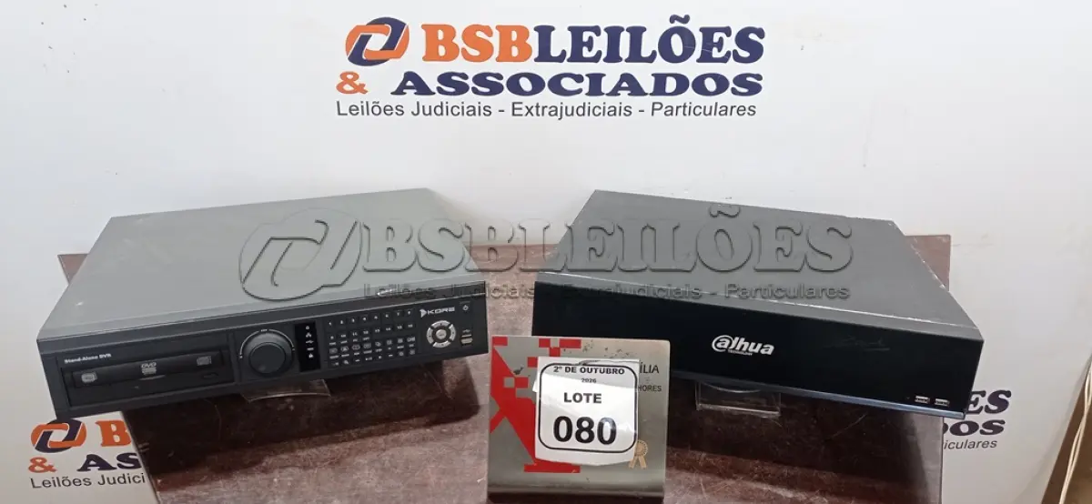 LOTE 080 - 02 APARELHOS DE DVR. (NO ESTADO) ATENÇÃO! FAZER A VISITAÇÃO ANTES DE ARREMATAR, NÃO SABEMOS SE FUNCIONA, LEILÃO NÃO TEM GARANTIA E NEM DEVOLUÇÃO, SUJEITO A POSSÍVEIS AVARIAS VISÍVEIS/OCULTAS E/OU AUSÊNCIA DE COMPONENTES.
