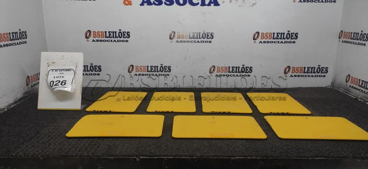 LOTE 026 - 07 TABLETS ESCOLARES MARCA POSITIVO SEM CARREGADOR. (NO ESTADO) ATENÇÃO! FAZER A VISITAÇÃO ANTES DE ARREMATAR, NÃO SABEMOS SE FUNCIONA, LEILÃO NÃO TEM GARANTIA E NEM DEVOLUÇÃO, SUJEITO A POSSÍVEIS AVARIAS VISÍVEIS/OCULTAS E/OU AUSÊNCIA DE COMPONENTES.