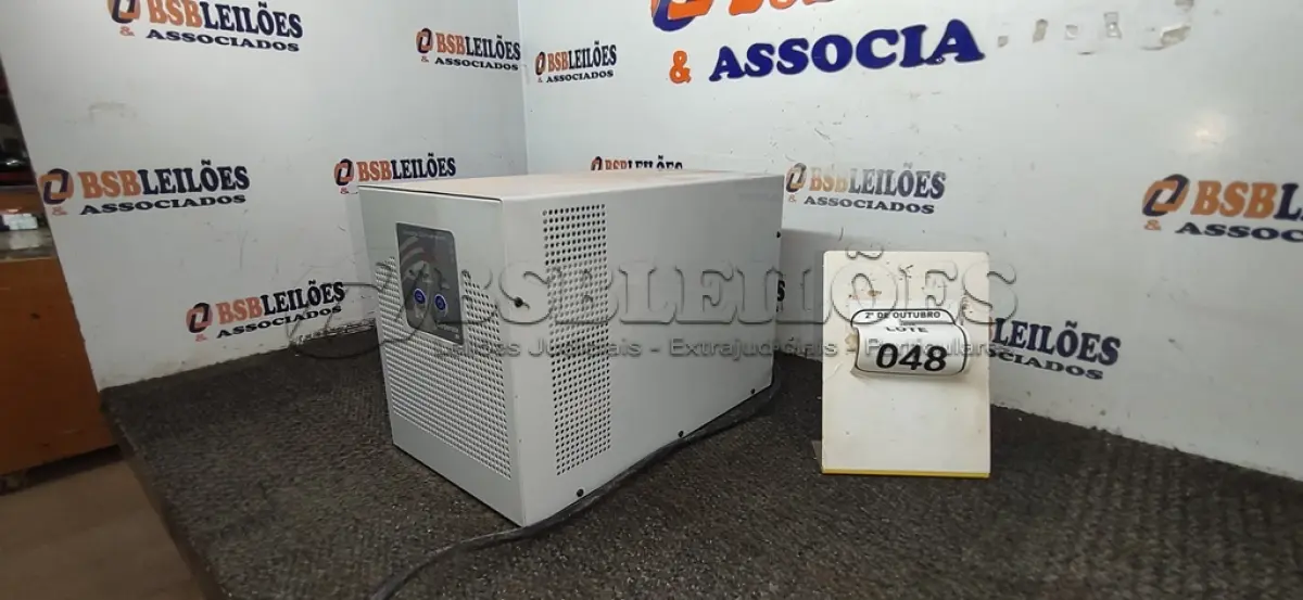 LOTE 048 - 01 NOBREAK 2.0KVA MARCA CORPORATE RT. (NO ESTADO) ATENÇÃO! FAZER A VISITAÇÃO ANTES DE ARREMATAR, NÃO SABEMOS SE FUNCIONA, LEILÃO NÃO TEM GARANTIA E NEM DEVOLUÇÃO, SUJEITO A POSSÍVEIS AVARIAS VISÍVEIS/OCULTAS E/OU AUSÊNCIA DE COMPONENTES.