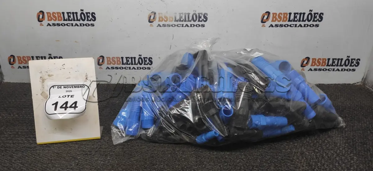 LOTE 144 - 01 LOTE COM GRANDE QUANTIDADE DE ADAPTADORES COM ROSCA EXTERNA E ESPIGÃO. (NO ESTADO) ATENÇÃO! FAZER A VISITAÇÃO ANTES DE ARREMATAR, NÃO SABEMOS SE FUNCIONA, LEILÃO NÃO TEM GARANTIA E NEM DEVOLUÇÃO, SUJEITO A POSSÍVEIS AVARIAS VISÍVEIS/OCULTAS E/OU AUSÊNCIA DE COMPONENTES.