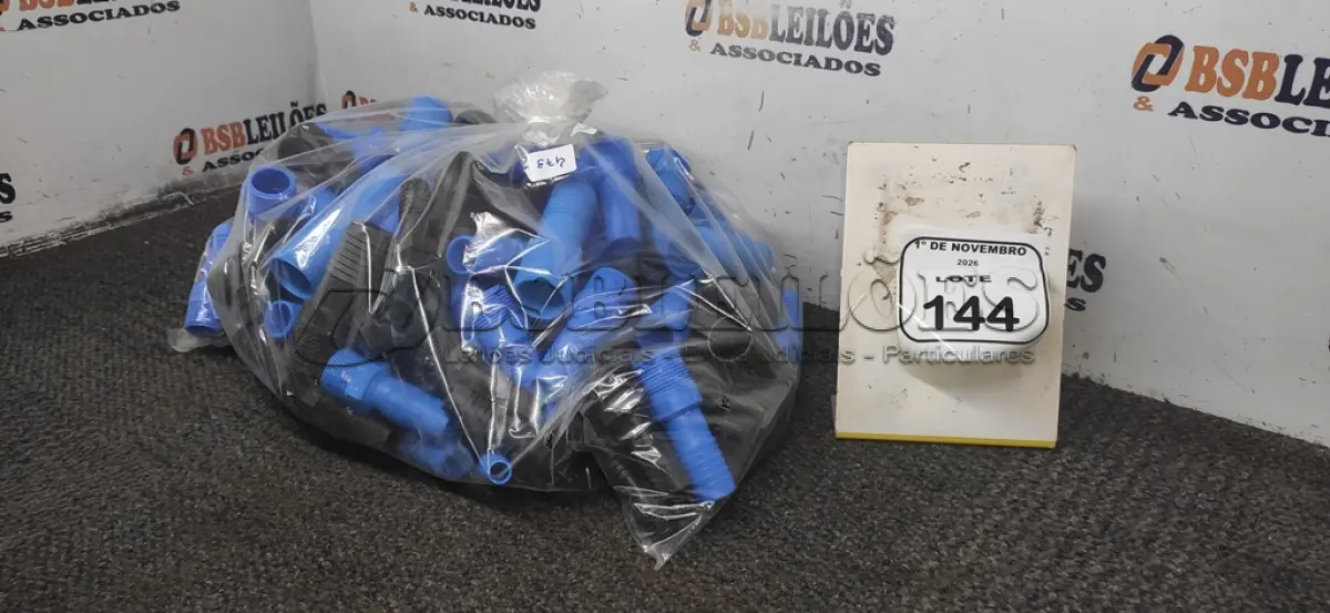 LOTE 144 - 01 LOTE COM GRANDE QUANTIDADE DE ADAPTADORES COM ROSCA EXTERNA E ESPIGÃO. (NO ESTADO) ATENÇÃO! FAZER A VISITAÇÃO ANTES DE ARREMATAR, NÃO SABEMOS SE FUNCIONA, LEILÃO NÃO TEM GARANTIA E NEM DEVOLUÇÃO, SUJEITO A POSSÍVEIS AVARIAS VISÍVEIS/OCULTAS E/OU AUSÊNCIA DE COMPONENTES.