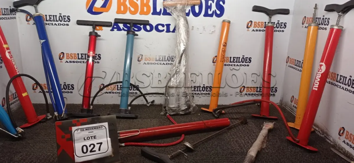 LOTE 027 - 01 LOTE COM VÁRIAS BOMBAS DE AR VERTICAIS. (NO ESTADO) ATENÇÃO! FAZER A VISITAÇÃO ANTES DE ARREMATAR, NÃO SABEMOS SE FUNCIONA, LEILÃO NÃO TEM GARANTIA E NEM DEVOLUÇÃO, SUJEITO A POSSÍVEIS AVARIAS VISÍVEIS/OCULTAS E/OU AUSÊNCIA DE COMPONENTES.