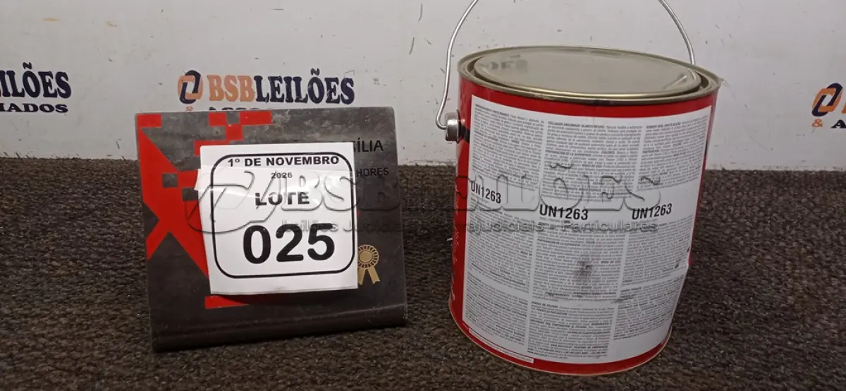 LOTE 025 - 01 LATA DE EMBORRACHAMENTO PRETO LINHA AUTOMOTIVA DE 3,6L NA COR ANJO TINTAS. (NO ESTADO) ATENÇÃO! FAZER A VISITAÇÃO ANTES DE ARREMATAR, NÃO SABEMOS SE FUNCIONA, LEILÃO NÃO TEM GARANTIA E NEM DEVOLUÇÃO, SUJEITO A POSSÍVEIS AVARIAS VISÍVEIS/OCULTAS E/OU AUSÊNCIA DE COMPONENTES.