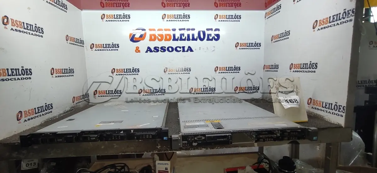 LOTE 168 - 02 SERVIDORES. (NO ESTADO) ATENÇÃO! FAZER A VISITAÇÃO ANTES DE ARREMATAR, NÃO SABEMOS SE FUNCIONA, LEILÃO NÃO TEM GARANTIA E NEM DEVOLUÇÃO, SUJEITO A POSSÍVEIS AVARIAS VISÍVEIS/OCULTAS E/OU AUSÊNCIA DE COMPONENTES.