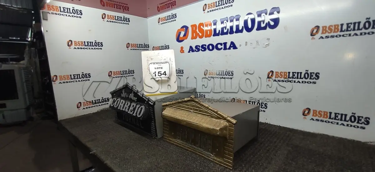 LOTE 154 - 06 CAIXAS DE CORREIO DE FERRO. (NO ESTADO) ATENÇÃO! FAZER A VISITAÇÃO ANTES DE ARREMATAR, NÃO SABEMOS SE FUNCIONA, LEILÃO NÃO TEM GARANTIA E NEM DEVOLUÇÃO, SUJEITO A POSSÍVEIS AVARIAS VISÍVEIS/OCULTAS E/OU AUSÊNCIA DE COMPONENTES.