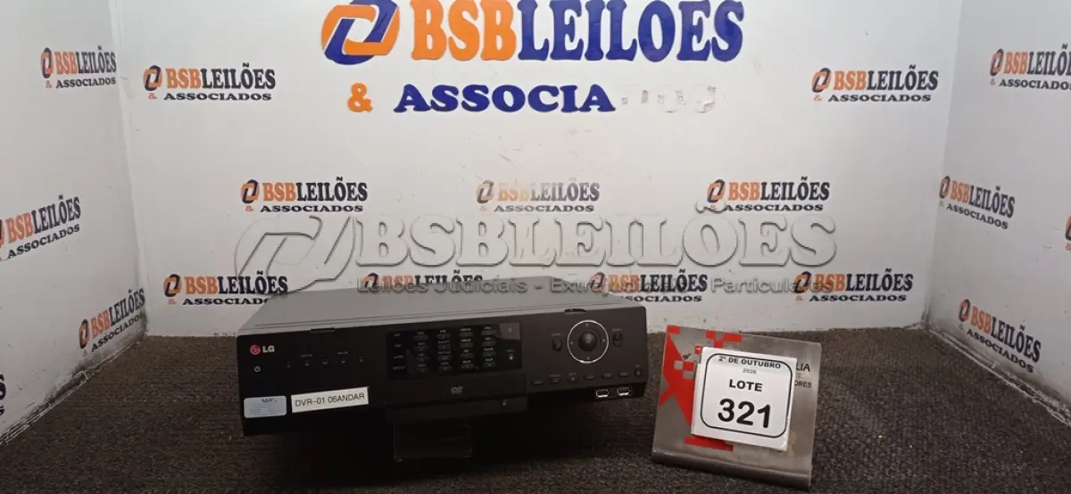 LOTE 321 - 01 APARELHO DVR MARCA LG. (NO ESTADO) ATENÇÃO! FAZER A VISITAÇÃO ANTES DE ARREMATAR, NÃO SABEMOS SE FUNCIONA, LEILÃO NÃO TEM GARANTIA E NEM DEVOLUÇÃO, SUJEITO A POSSÍVEIS AVARIAS VISÍVEIS/OCULTAS E/OU AUSÊNCIA DE COMPONENTES.