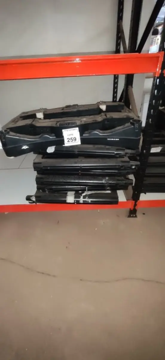 LOTE 259 - 01 PORTAL DETECTOR DE METAL PORTÁTIL. (NO ESTADO) ATENÇÃO! FAZER A VISITAÇÃO ANTES DE ARREMATAR, NÃO SABEMOS SE FUNCIONA, LEILÃO NÃO TEM GARANTIA E NEM DEVOLUÇÃO, SUJEITO A POSSÍVEIS AVARIAS VISÍVEIS/OCULTAS E/OU AUSÊNCIA DE COMPONENTES.