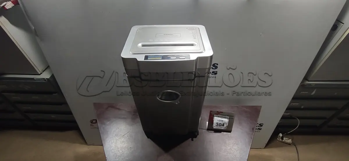 LOTE 304 - 01 FRAGMENTADORA DE PAPEL MODELO HYSSON A-2325. (NO ESTADO) ATENÇÃO! FAZER A VISITAÇÃO ANTES DE ARREMATAR, NÃO SABEMOS SE FUNCIONA, LEILÃO NÃO TEM GARANTIA E NEM DEVOLUÇÃO, SUJEITO A POSSÍVEIS AVARIAS VISÍVEIS/OCULTAS E/OU AUSÊNCIA DE COMPONENTES.