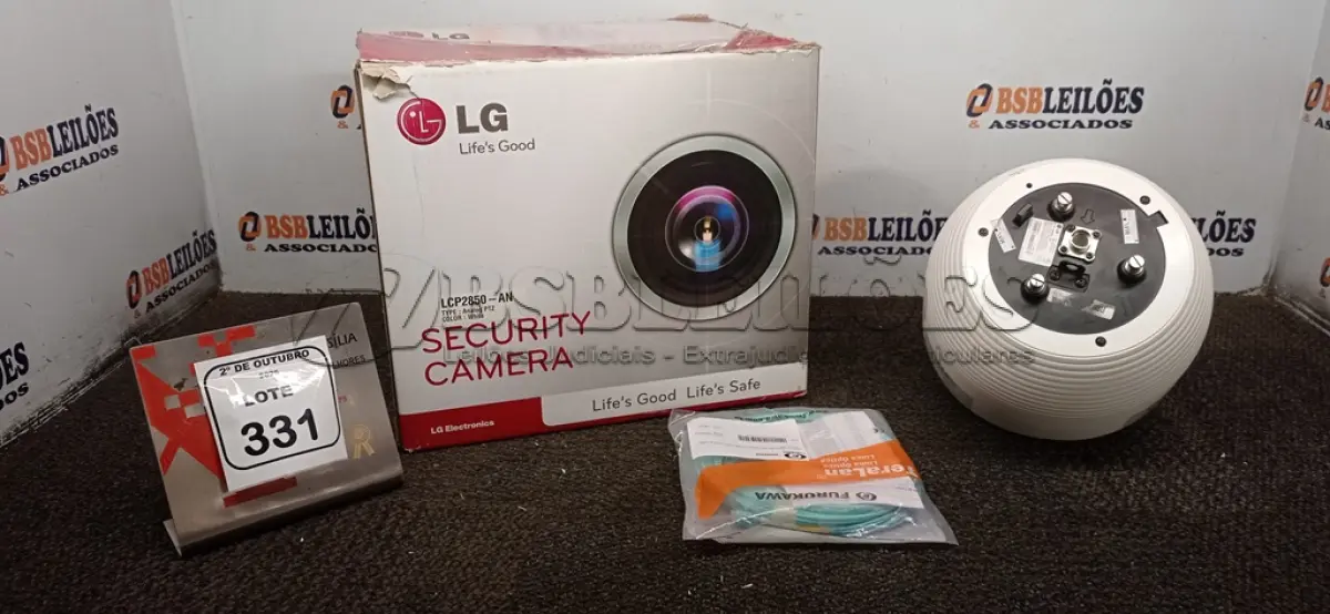 LOTE 331 - 01 CÂMERA TIPO DOME MODELO ANALOG PTZ MARCA LG. (NO ESTADO) ATENÇÃO! FAZER A VISITAÇÃO ANTES DE ARREMATAR, NÃO SABEMOS SE FUNCIONA, LEILÃO NÃO TEM GARANTIA E NEM DEVOLUÇÃO, SUJEITO A POSSÍVEIS AVARIAS VISÍVEIS/OCULTAS E/OU AUSÊNCIA DE COMPONENTES.