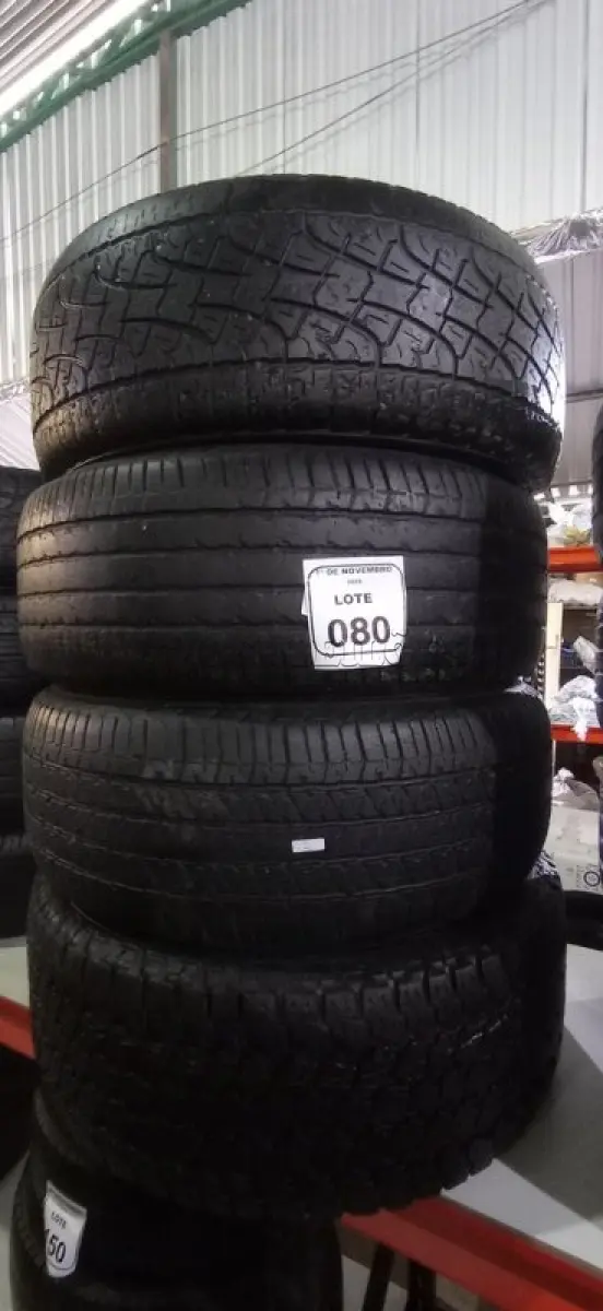 LOTE 080 - 04 PNEUS TAMANHO 265/60 R18. (NO ESTADO) ATENÇÃO! FAZER A VISITAÇÃO ANTES DE ARREMATAR, NÃO SABEMOS SE FUNCIONA, LEILÃO NÃO TEM GARANTIA E NEM DEVOLUÇÃO, SUJEITO A POSSÍVEIS AVARIAS VISÍVEIS/OCULTAS E/OU AUSÊNCIA DE COMPONENTES.