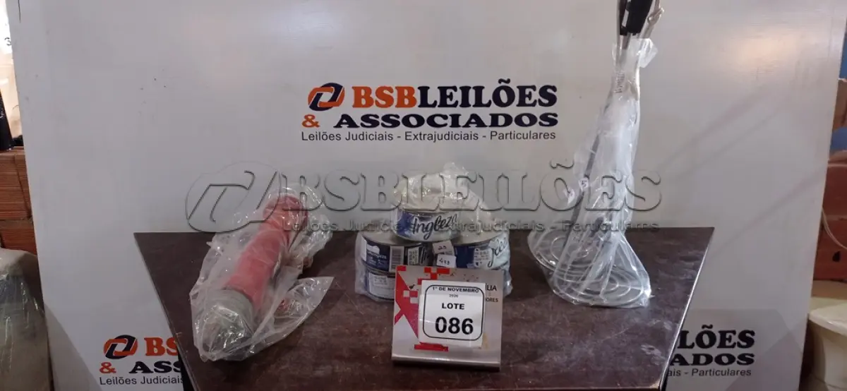 LOTE 086 - 01 EIXO PARA SERRA CIRCULAR N° 3-1, 02 EBULIDORES EM INOX ELÉTRICO E 05 LATAS DE CERA INGLESA DE 400G CADA. (NO ESTADO) ATENÇÃO! FAZER A VISITAÇÃO ANTES DE ARREMATAR, NÃO SABEMOS SE FUNCIONA, LEILÃO NÃO TEM GARANTIA E NEM DEVOLUÇÃO, SUJEITO A POSSÍVEIS AVARIAS VISÍVEIS/OCULTAS E/OU AUSÊNCIA DE COMPONENTES.