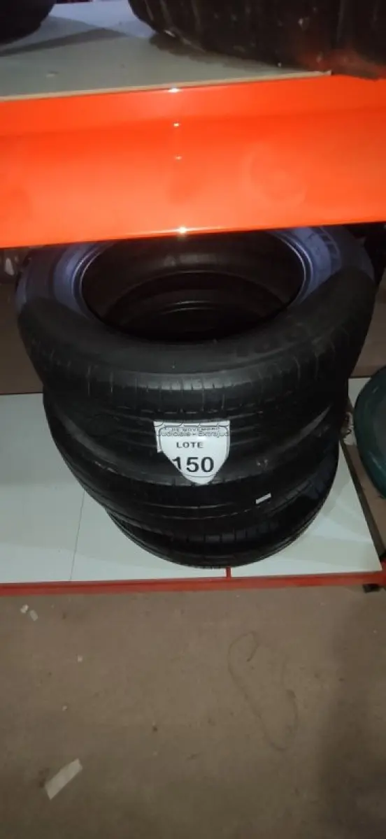LOTE 150 - 03 PNEUS TAMANHO 185/65 R15. (NO ESTADO) ATENÇÃO! FAZER A VISITAÇÃO ANTES DE ARREMATAR, NÃO SABEMOS SE FUNCIONA, LEILÃO NÃO TEM GARANTIA E NEM DEVOLUÇÃO, SUJEITO A POSSÍVEIS AVARIAS VISÍVEIS/OCULTAS E/OU AUSÊNCIA DE COMPONENTES.