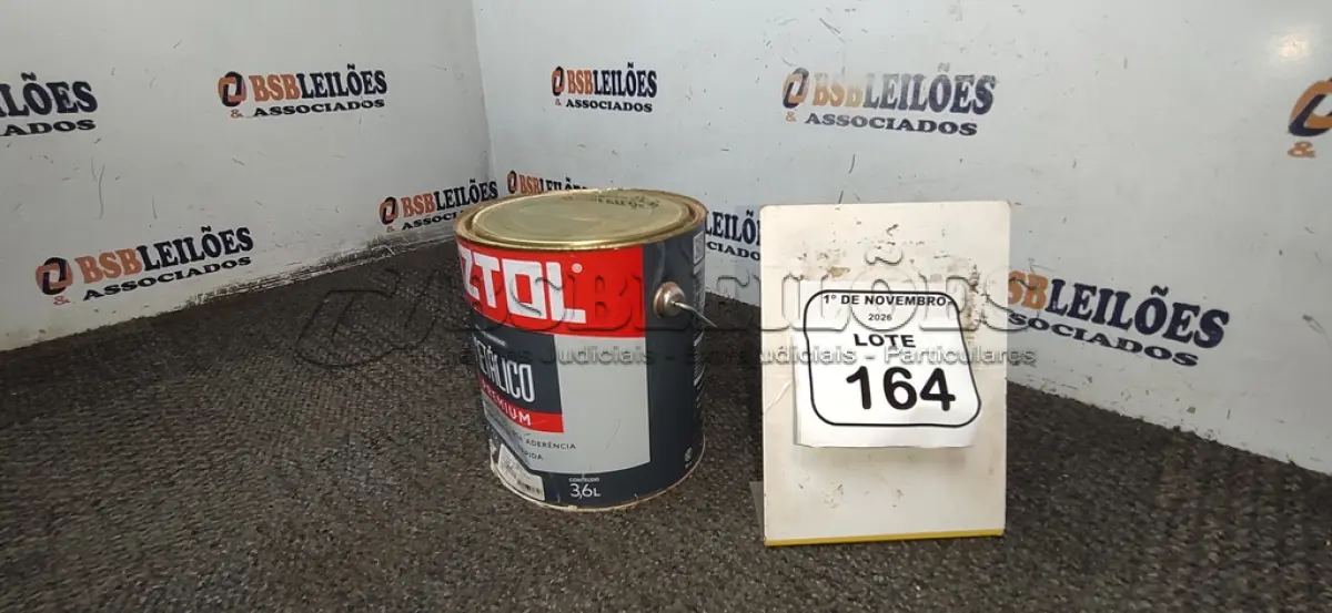 LOTE 164 - 01 LATA DE ESMALTE SINTÉTICO METÁLICO NA COR OURO ANTIGO DE 3,6L MARCA LUZTOL. (NO ESTADO) ATENÇÃO! FAZER A VISITAÇÃO ANTES DE ARREMATAR, NÃO SABEMOS SE FUNCIONA, LEILÃO NÃO TEM GARANTIA E NEM DEVOLUÇÃO, SUJEITO A POSSÍVEIS AVARIAS VISÍVEIS/OCULTAS E/OU AUSÊNCIA DE COMPONENTES.