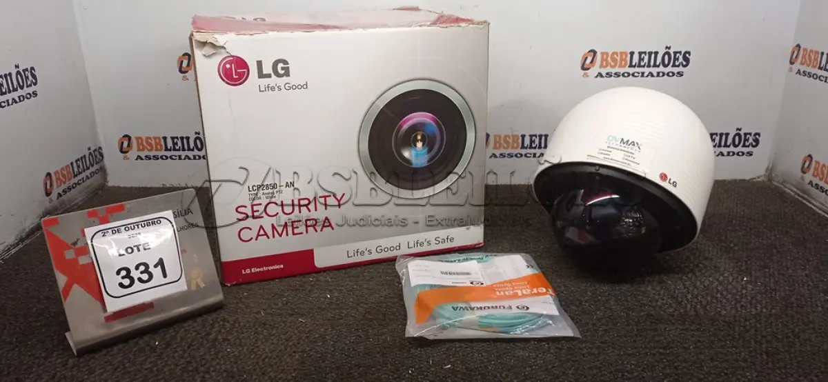 LOTE 331 - 01 CÂMERA TIPO DOME MODELO ANALOG PTZ MARCA LG. (NO ESTADO) ATENÇÃO! FAZER A VISITAÇÃO ANTES DE ARREMATAR, NÃO SABEMOS SE FUNCIONA, LEILÃO NÃO TEM GARANTIA E NEM DEVOLUÇÃO, SUJEITO A POSSÍVEIS AVARIAS VISÍVEIS/OCULTAS E/OU AUSÊNCIA DE COMPONENTES.