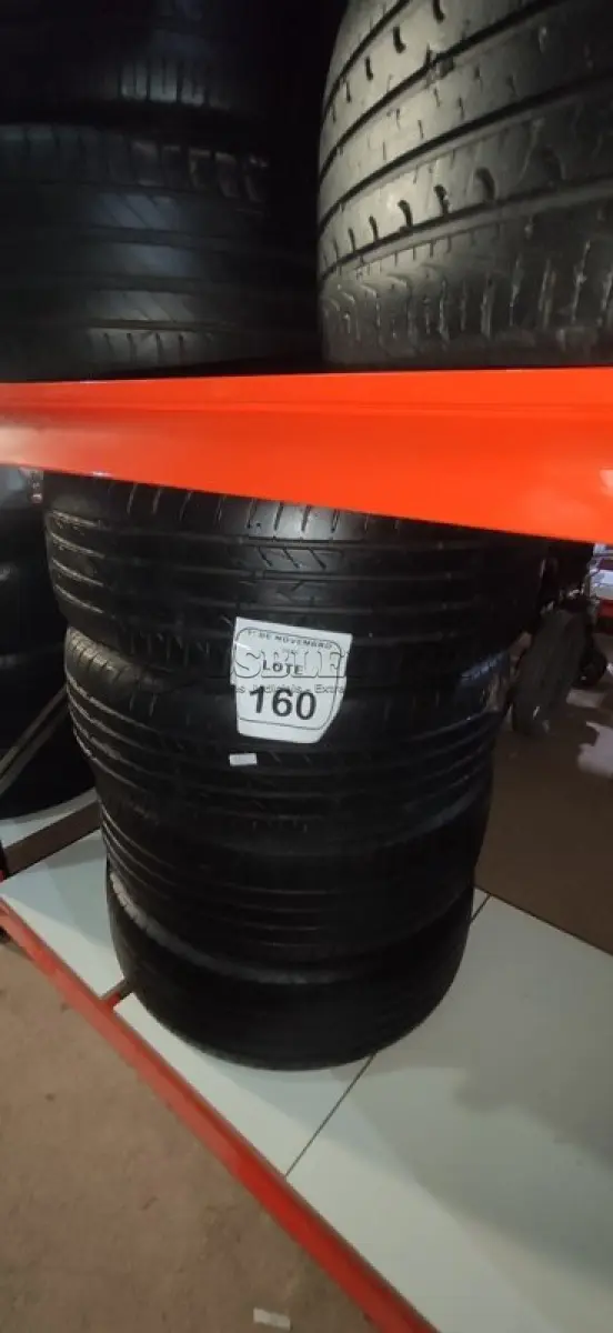 LOTE 160 - 04 PNEUS TAMANHO 195/55 R16. (NO ESTADO) ATENÇÃO! FAZER A VISITAÇÃO ANTES DE ARREMATAR, NÃO SABEMOS SE FUNCIONA, LEILÃO NÃO TEM GARANTIA E NEM DEVOLUÇÃO, SUJEITO A POSSÍVEIS AVARIAS VISÍVEIS/OCULTAS E/OU AUSÊNCIA DE COMPONENTES.