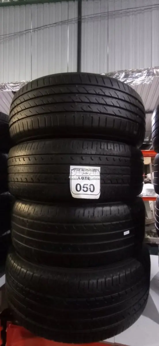 LOTE 050 - 04 PNEUS TAMANHO 215/55 R17 USADOS. (NO ESTADO) ATENÇÃO! FAZER A VISITAÇÃO ANTES DE ARREMATAR, NÃO SABEMOS SE FUNCIONA, LEILÃO NÃO TEM GARANTIA E NEM DEVOLUÇÃO, SUJEITO A POSSÍVEIS AVARIAS VISÍVEIS/OCULTAS E/OU AUSÊNCIA DE COMPONENTES.