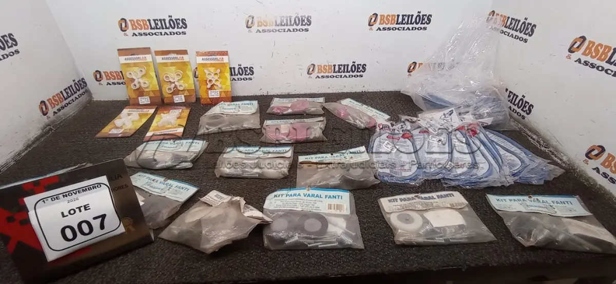 LOTE 007 - 01 LOTE COM VÁRIOS ACESSÓRIOS PARA VARAIS E BORRACHAS PARA TAMPA DE PANELA DE PRESSÃO. (NO ESTADO) ATENÇÃO! FAZER A VISITAÇÃO ANTES DE ARREMATAR, NÃO SABEMOS SE FUNCIONA, LEILÃO NÃO TEM GARANTIA E NEM DEVOLUÇÃO, SUJEITO A POSSÍVEIS AVARIAS VISÍVEIS/OCULTAS E/OU AUSÊNCIA DE COMPONENTES.